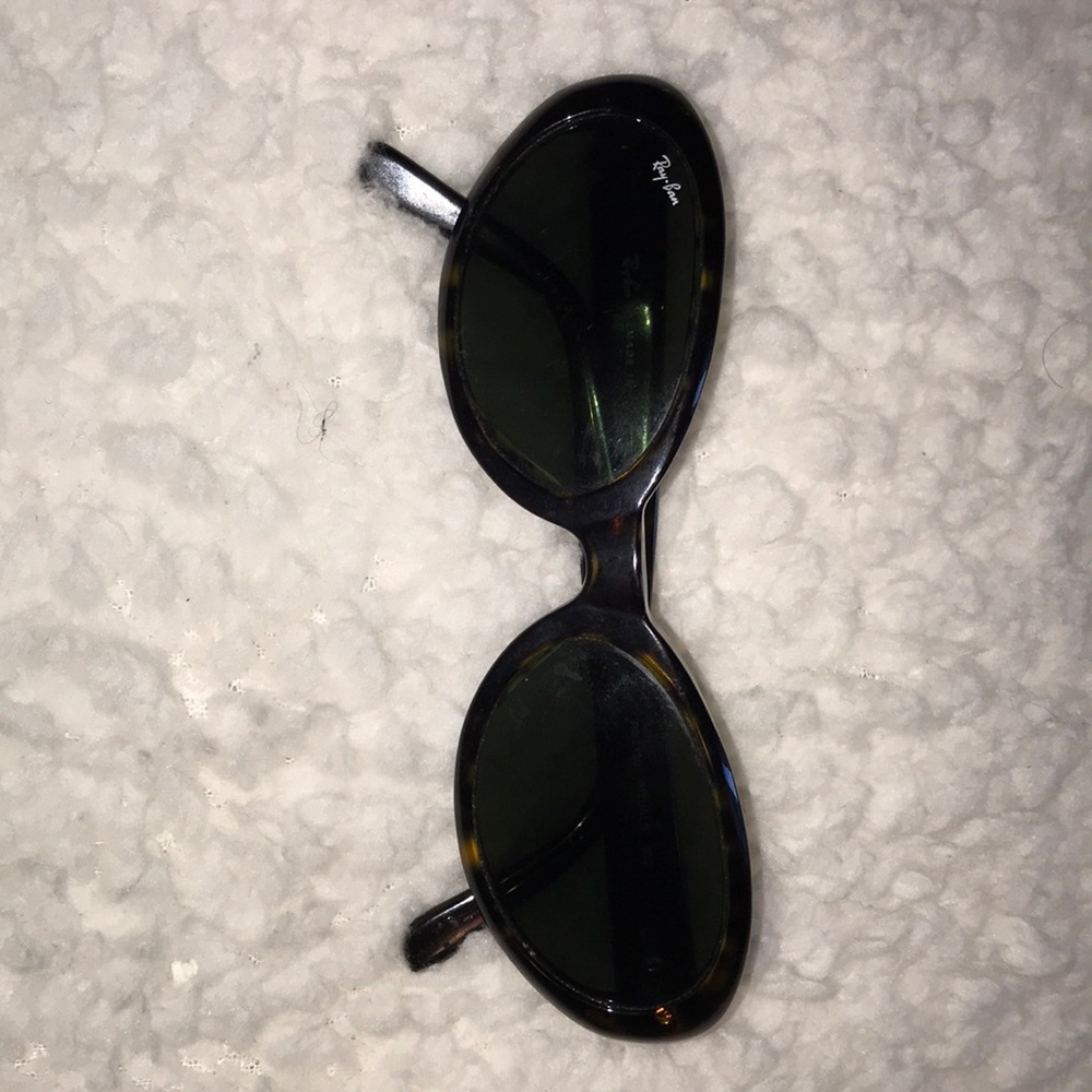 Super Stylish & Trendy Ray Ban Sunglasses⚡️